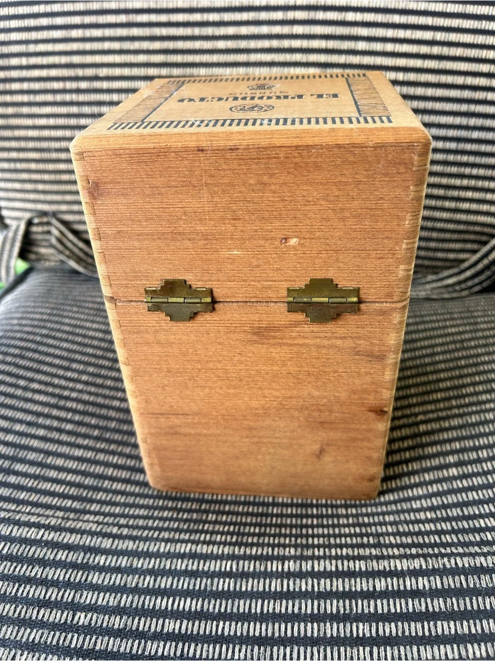 Vintage El Producto Wooden Cigar Box Rustic Collectible Decor Man Cave Farmhouse